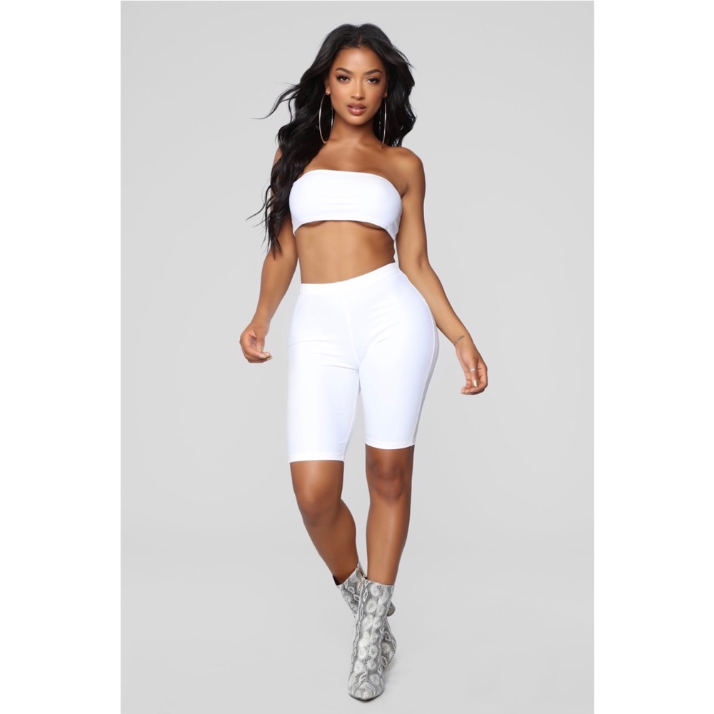 ❗️SOLD OUT❗️ White Shorts Set